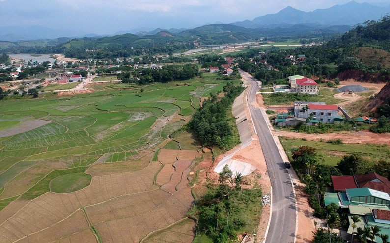 Động đất 3.0 độ ở "thiên đường du lịch" Măng Đen