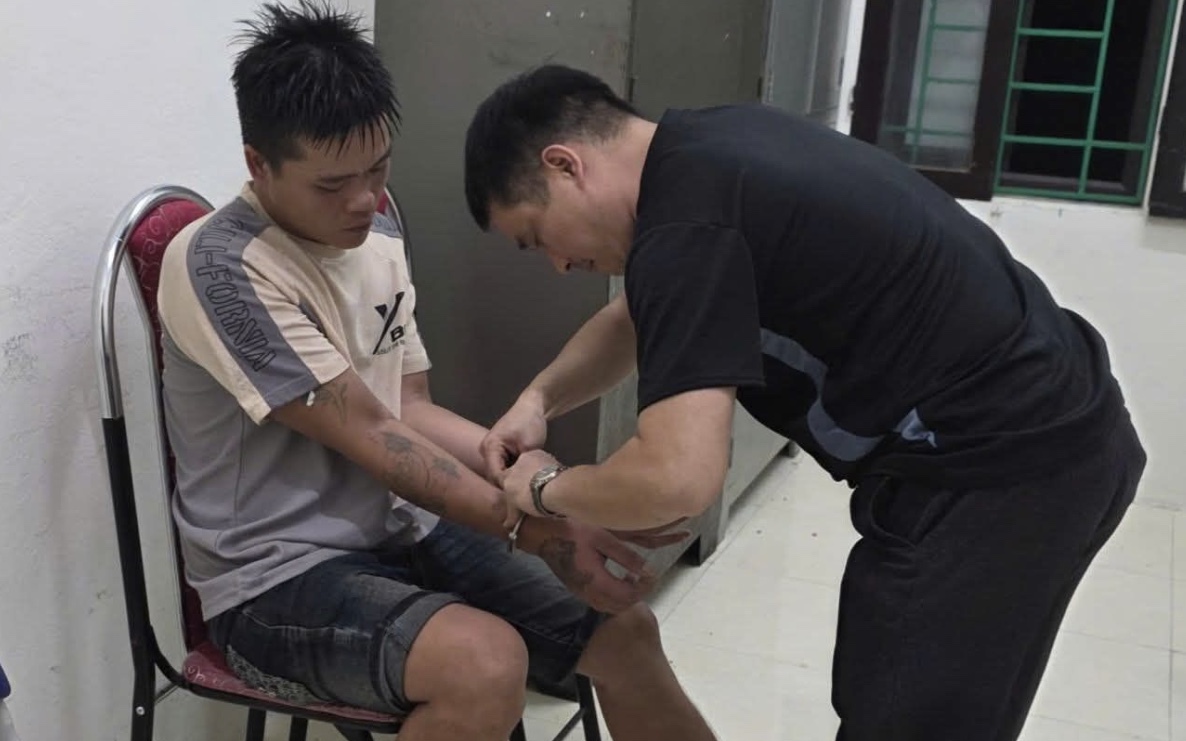 Nam thanh niên mang ớt ngâm dấm đi cướp hơn 50 triệu đồng
