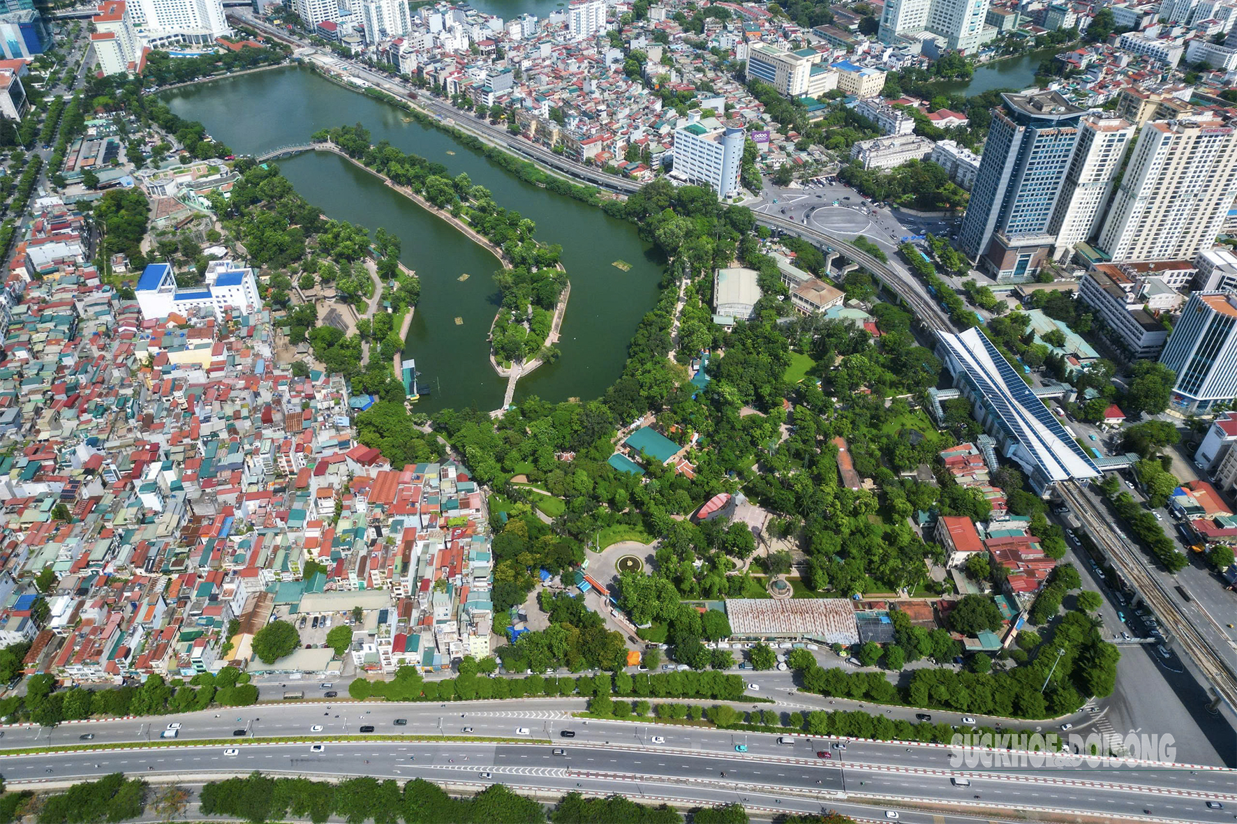 Ngắm ‘lá phổi xanh’ giữa Thủ đô từ trên cao- Ảnh 2. Ngắm ‘lá phổi xanh’ giữa Thủ đô từ trên cao- Ảnh 2.