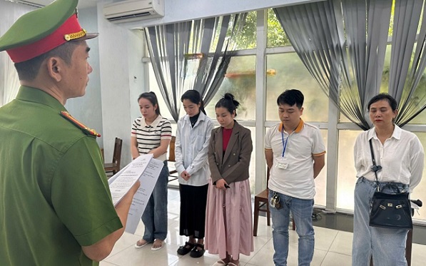 Đà Nẵng: Khởi tố 7 đối tượng tại Phòng khám Đa khoa Quốc tế Đà Nẵng về tội ‘Lừa dối khách hàng’