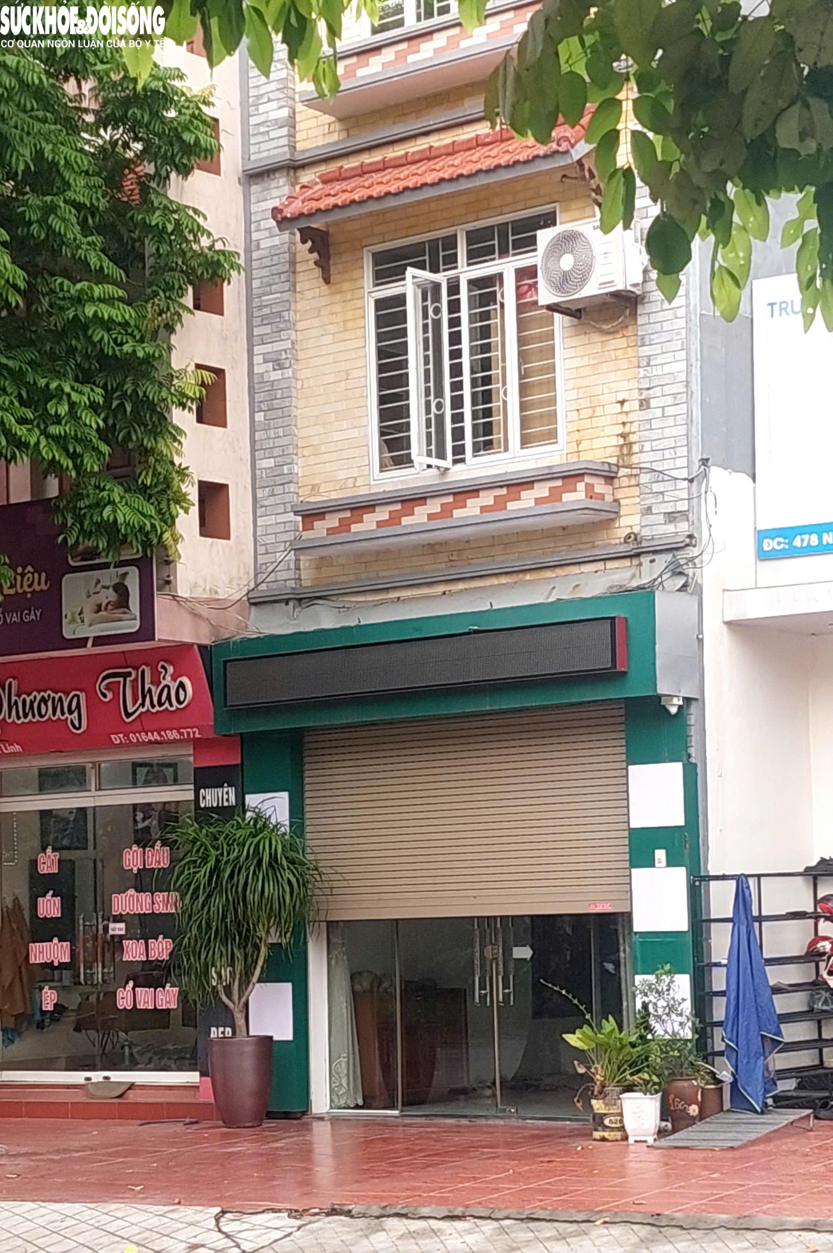 Vụ người phụ nữ nguy kịch khi đến trị liệu làm đẹp ở MELIZA: Đã gỡ biển quảng cáo dịch vụ thẩm mỹ- Ảnh 2. Vụ người phụ nữ nguy kịch khi đến trị liệu làm đẹp ở MELIZA: Đã gỡ biển quảng cáo dịch vụ thẩm mỹ- Ảnh 2.