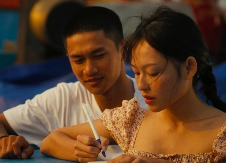 Vừa chiếu đã thu 2,6 tỷ, phim đoạt Cánh diều vàng gây tranh cãi- Ảnh 3. Vừa chiếu đã thu 2,6 tỷ, phim đoạt Cánh diều vàng gây tranh cãi- Ảnh 3.