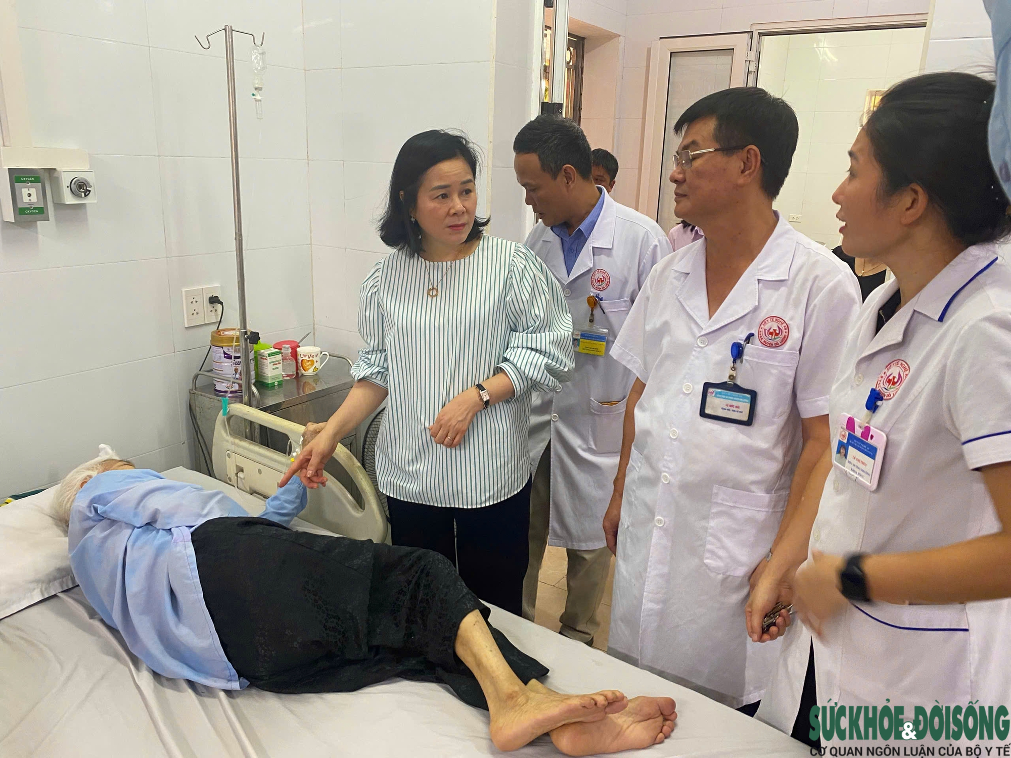 Trạm y tế xã giữ vai trò nòng cốt trong mô hình chính quyền hai cấp- Ảnh 4. Trạm y tế xã giữ vai trò nòng cốt trong mô hình chính quyền hai cấp- Ảnh 4.