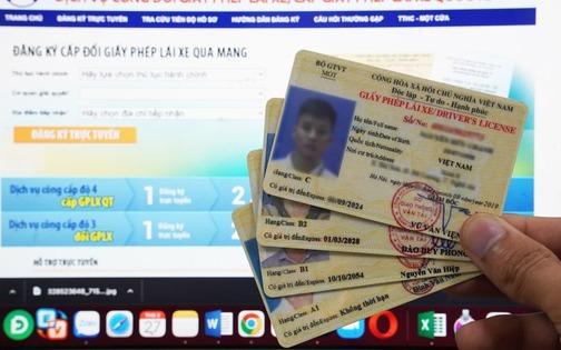 Thủ tướng: Kịp thời khắc phục lỗi bất cập của hệ thống đổi giấy phép lái xe, đăng ký xe