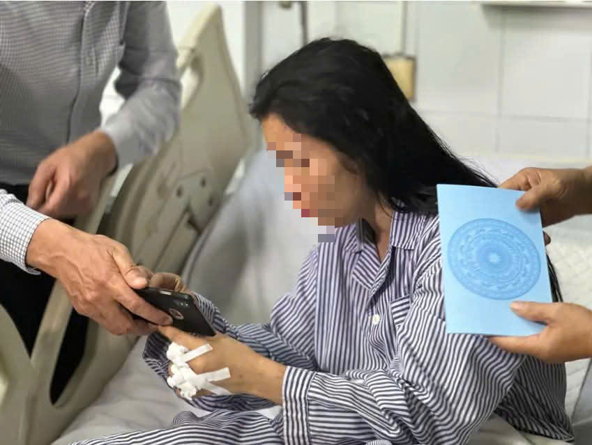 Vụ tàu du lịch bị đắm ở vịnh Hạ Long: Lời kể của những nạn nhân thoát nạn- Ảnh 2.