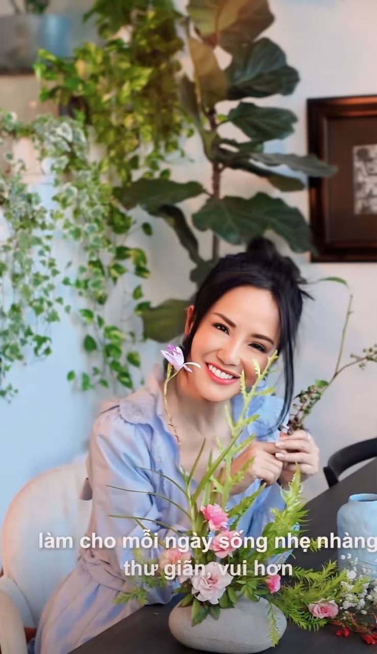 Hành trình vượt bạo bệnh của ca sĩ Hồng Nhung nhờ khu vườn trên cao và không gian 'chữa lành'- Ảnh 13.