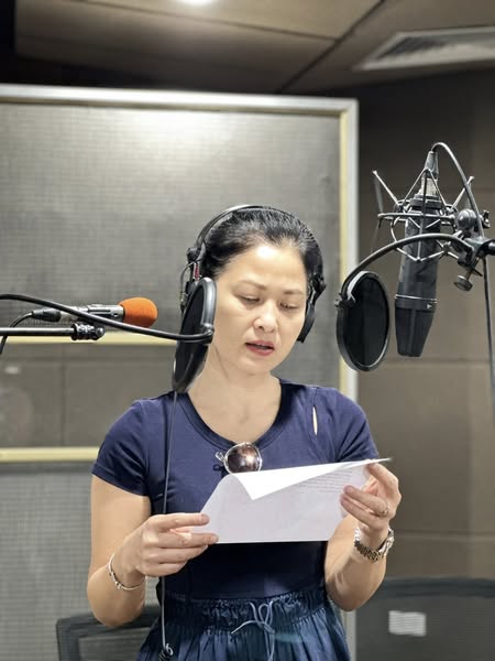 Nữ diễn viên đất Bắc đóng vai người mẹ trong phim điện ảnh về Thành cổ Quảng Trị 'Mưa đỏ' là ai?- Ảnh 3.