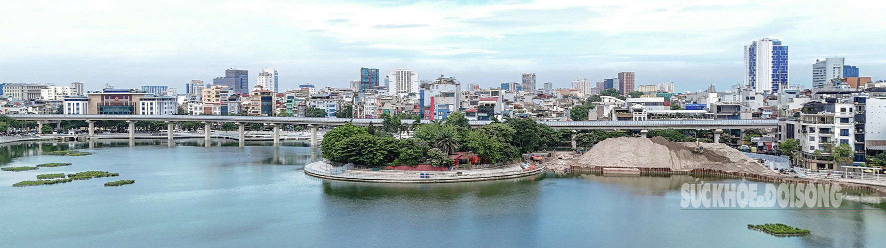 Cận cảnh bán đảo hồ Đống Đa sắp trở thành vườn hoa- Ảnh 3.
