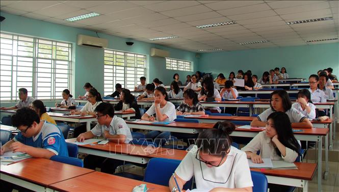 Thí sinh thiệt 30 phút làm bài được tổ chức đợt thi Đánh giá năng lực bổ sung- Ảnh 1. Thí sinh thiệt 30 phút làm bài được tổ chức đợt thi Đánh giá năng lực bổ sung- Ảnh 1.