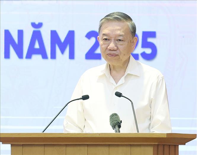 Tổng Bí thư Tô Lâm chủ trì hội nghị sơ kết về thực hiện Nghị quyết 57-NQ/TW- Ảnh 2.