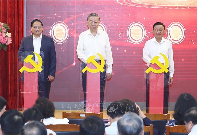 Tổng Bí thư Tô Lâm chủ trì hội nghị sơ kết về thực hiện Nghị quyết 57-NQ/TW- Ảnh 3.