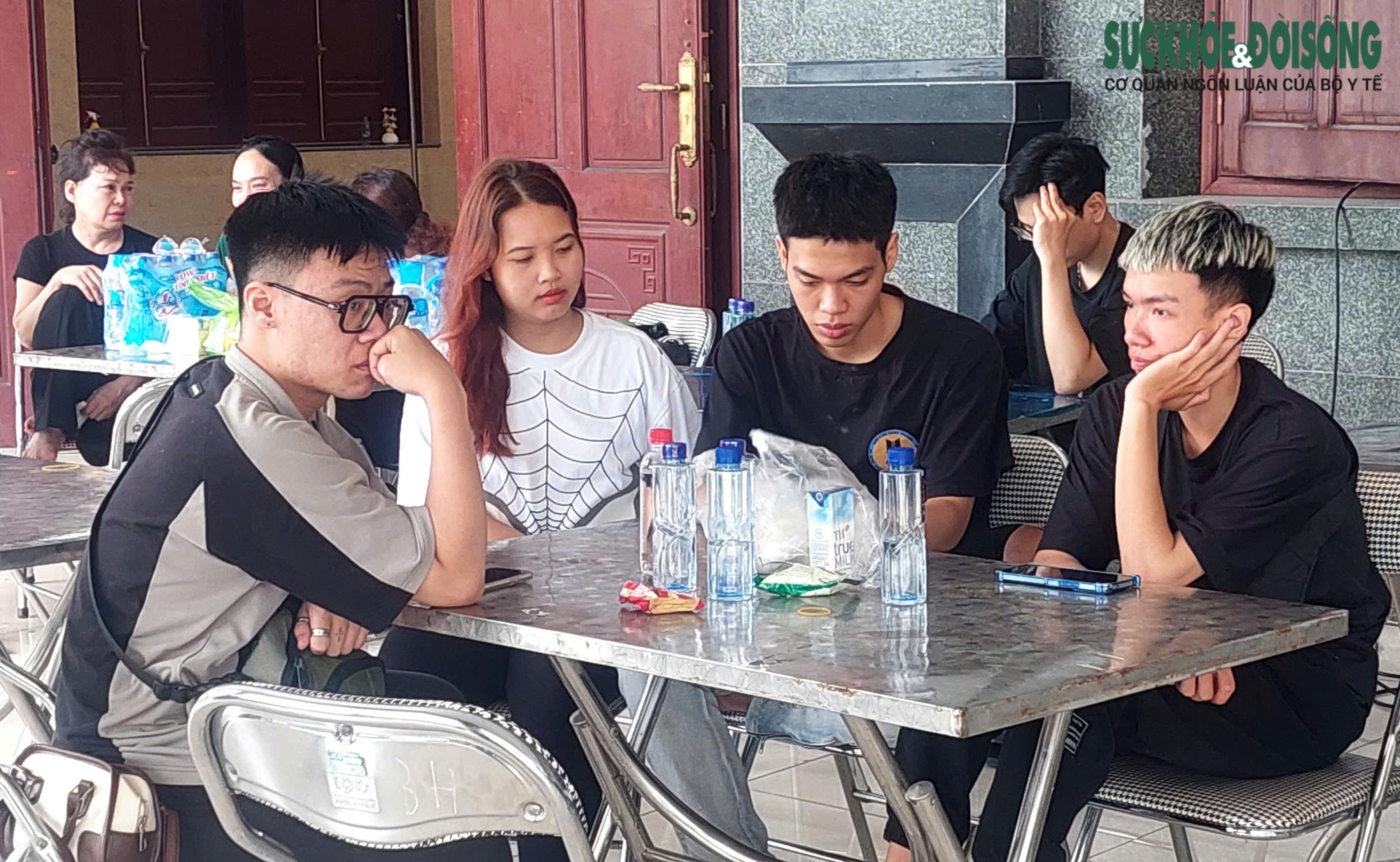 Vụ lật tàu du lịch trên vịnh Hạ Long: Nỗi đau xé lòng của người thân- Ảnh 8.