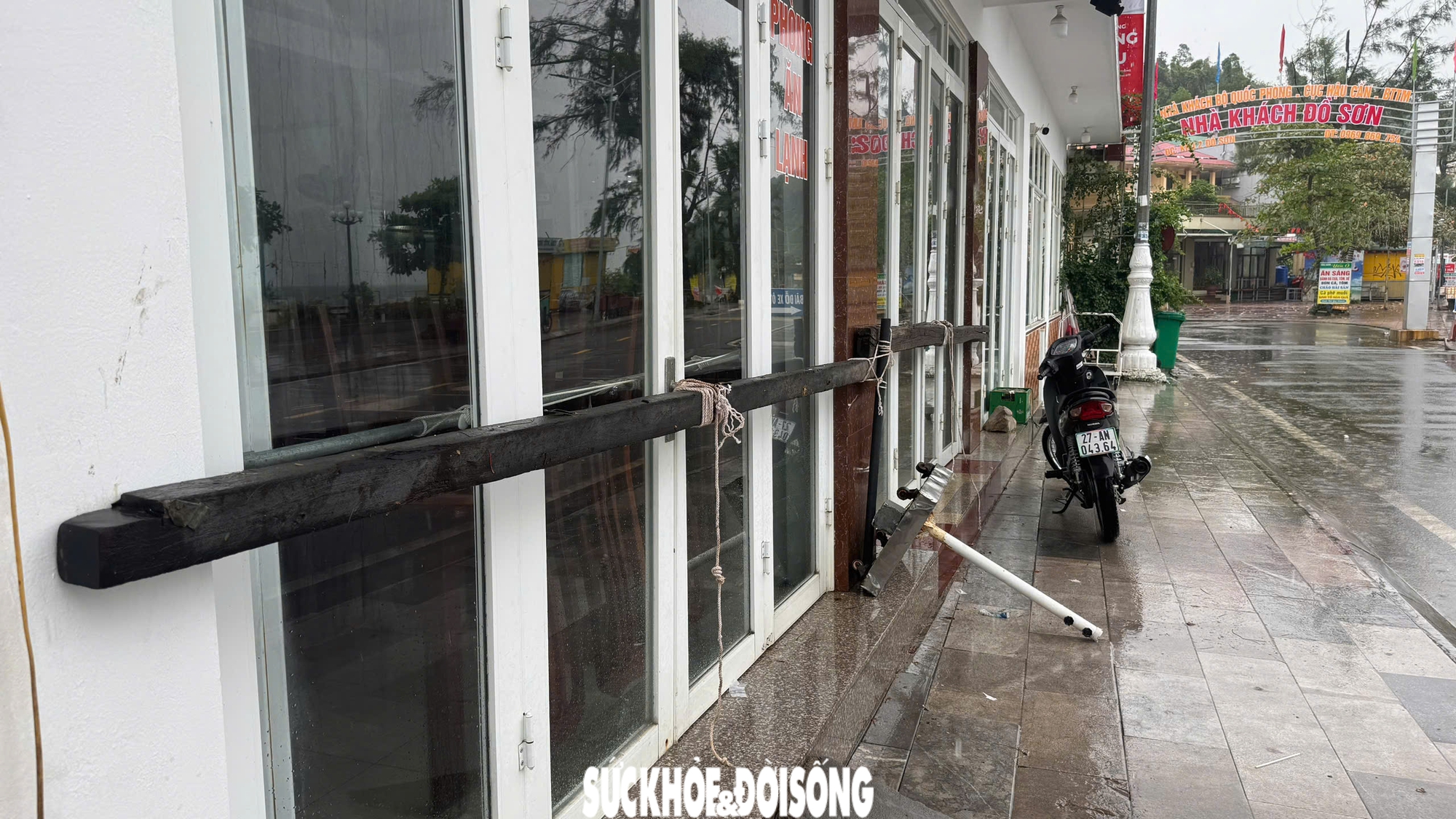 Hải Phòng cấp tập gia cố công trình, bệnh viện, nhà máy ứng phó bão số 3 WIPHA- Ảnh 15. Hải Phòng cấp tập gia cố công trình, bệnh viện, nhà máy ứng phó bão số 3 WIPHA- Ảnh 15.