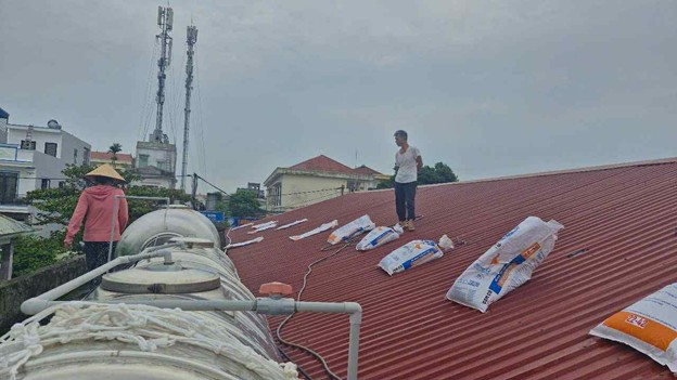 Hải Phòng cấp tập gia cố công trình, bệnh viện, nhà máy ứng phó bão số 3 WIPHA- Ảnh 8. Hải Phòng cấp tập gia cố công trình, bệnh viện, nhà máy ứng phó bão số 3 WIPHA- Ảnh 8.