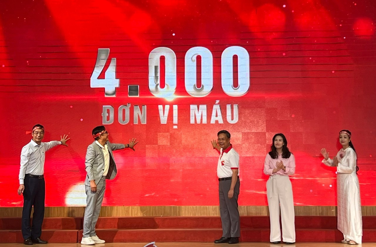 Sẽ thêm 4.000 đơn vị máu cho điều trị, cấp cứu dịp hè từ chương trình 'Giọt hồng tri ân' năm 2025- Ảnh 1. Sẽ thêm 4.000 đơn vị máu cho điều trị, cấp cứu dịp hè từ chương trình 'Giọt hồng tri ân' năm 2025- Ảnh 1.