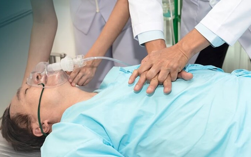 Nhận biết sớm đột quỵ và ngừng tim để cứu đúng cách