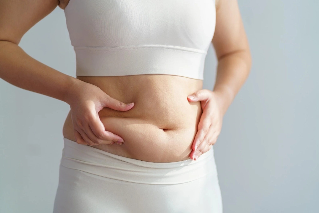 Mỡ nâu và mỡ trắng, nên ‘kích hoạt’ mô mỡ nào để kiểm soát cân nặng?- Ảnh 1.