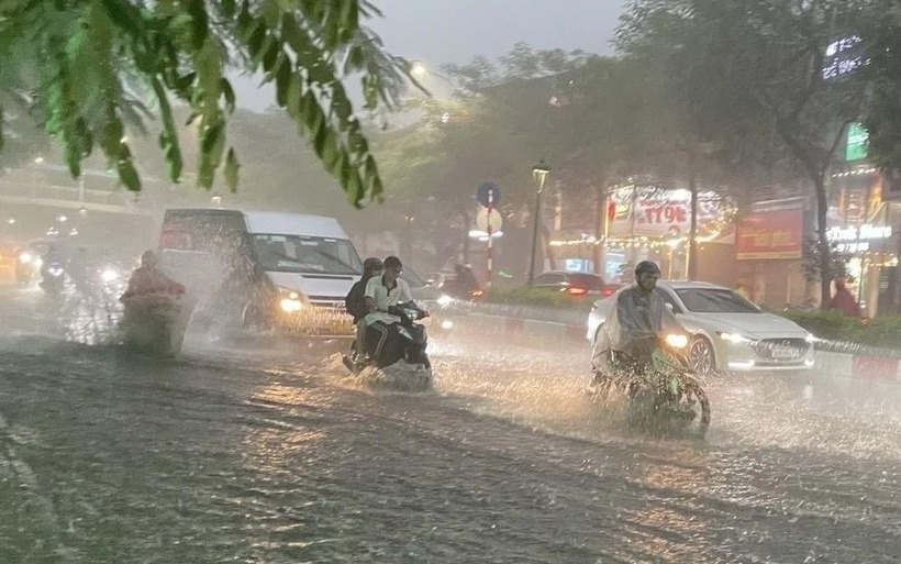 Bão số 3 đã đi vào đất liền các tỉnh Hưng Yên, Ninh Binh