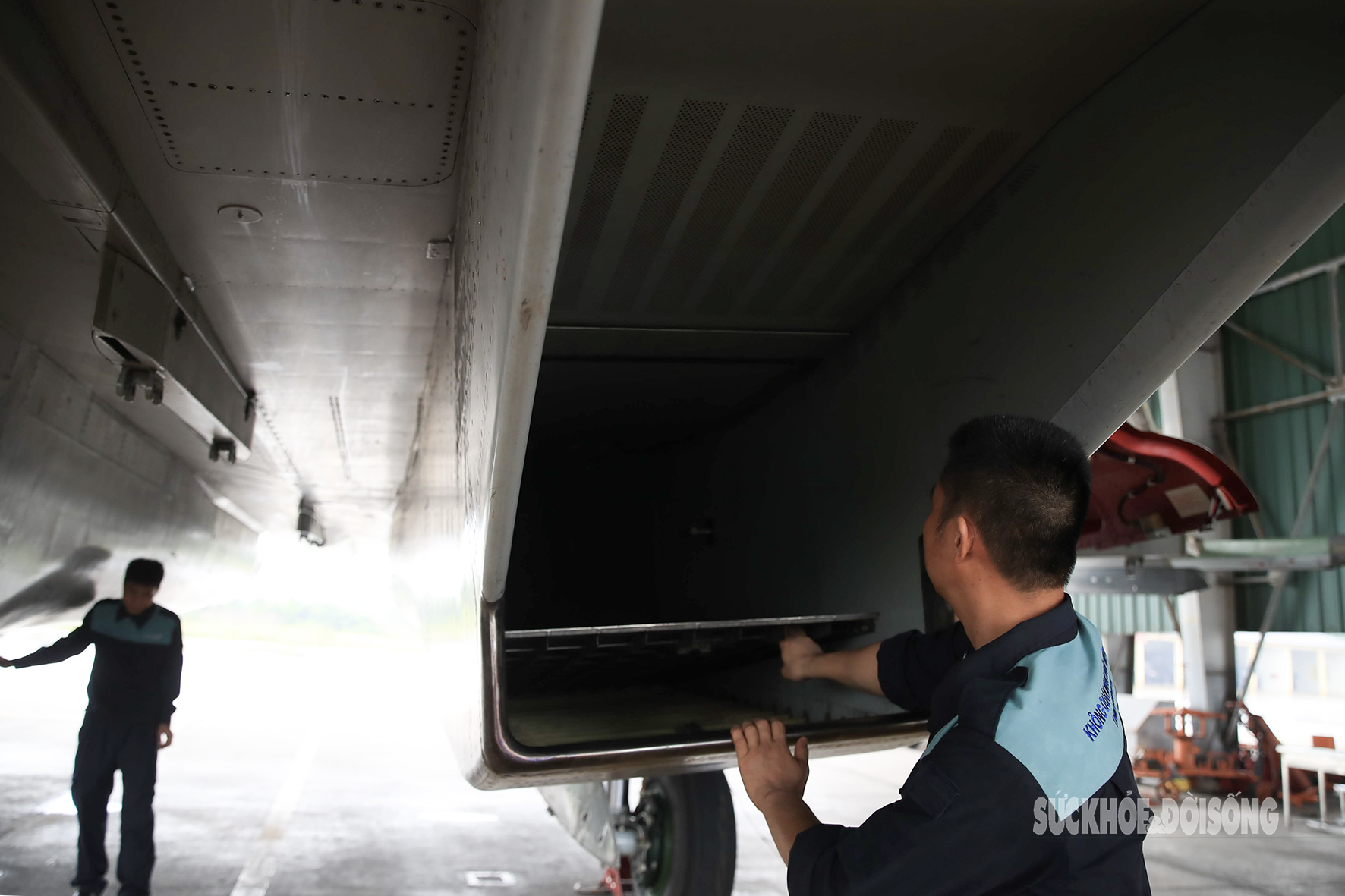 Những người 'bắt mạch' cho ‘hổ mang chúa’ Su-30MK2 - Ảnh 8.