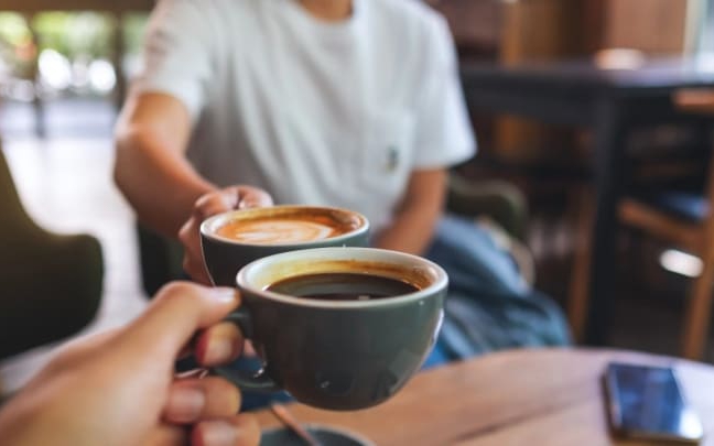 Cần làm gì khi bị ‘say’ cà phê?