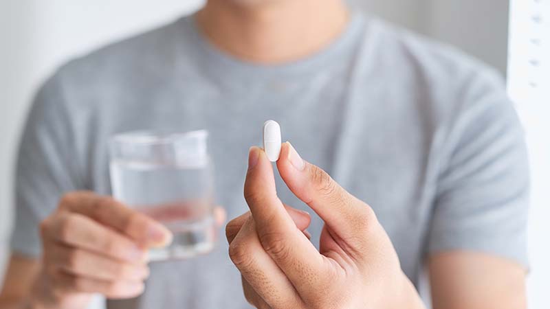 Vitamin và khoáng chất nào tốt cho người viêm loét đại tràng?- Ảnh 1.