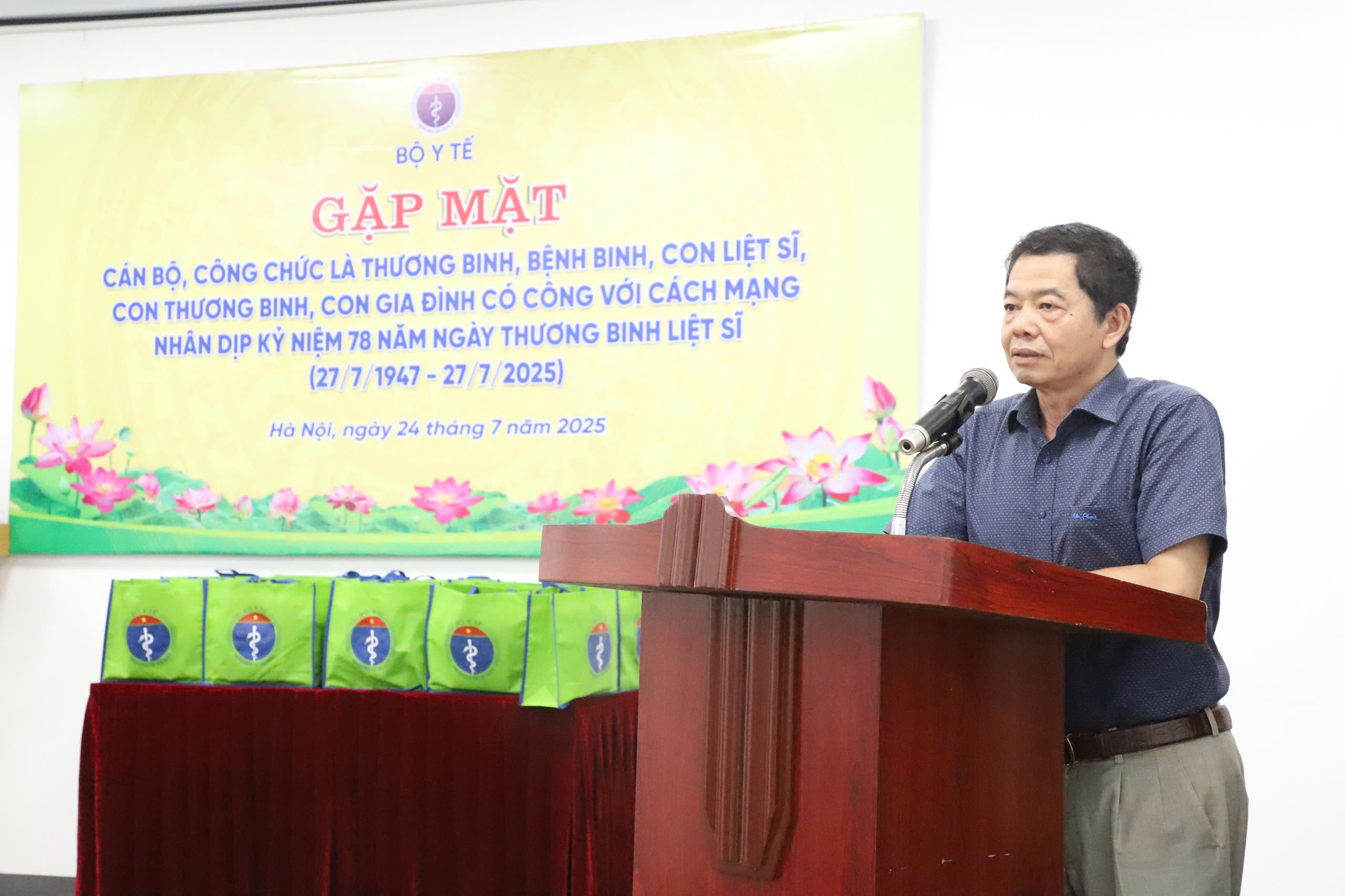 Bộ Y tế gặp mặt các thương binh, thân nhân gia đình có công với cách mạng công tác tại cơ quan Bộ- Ảnh 3.