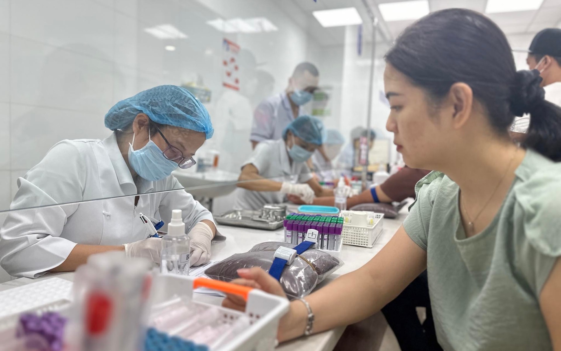 Bộ Y tế đề xuất danh mục thiết bị y tế, vật tư xét nghiệm mua sắm tập trung cấp quốc gia