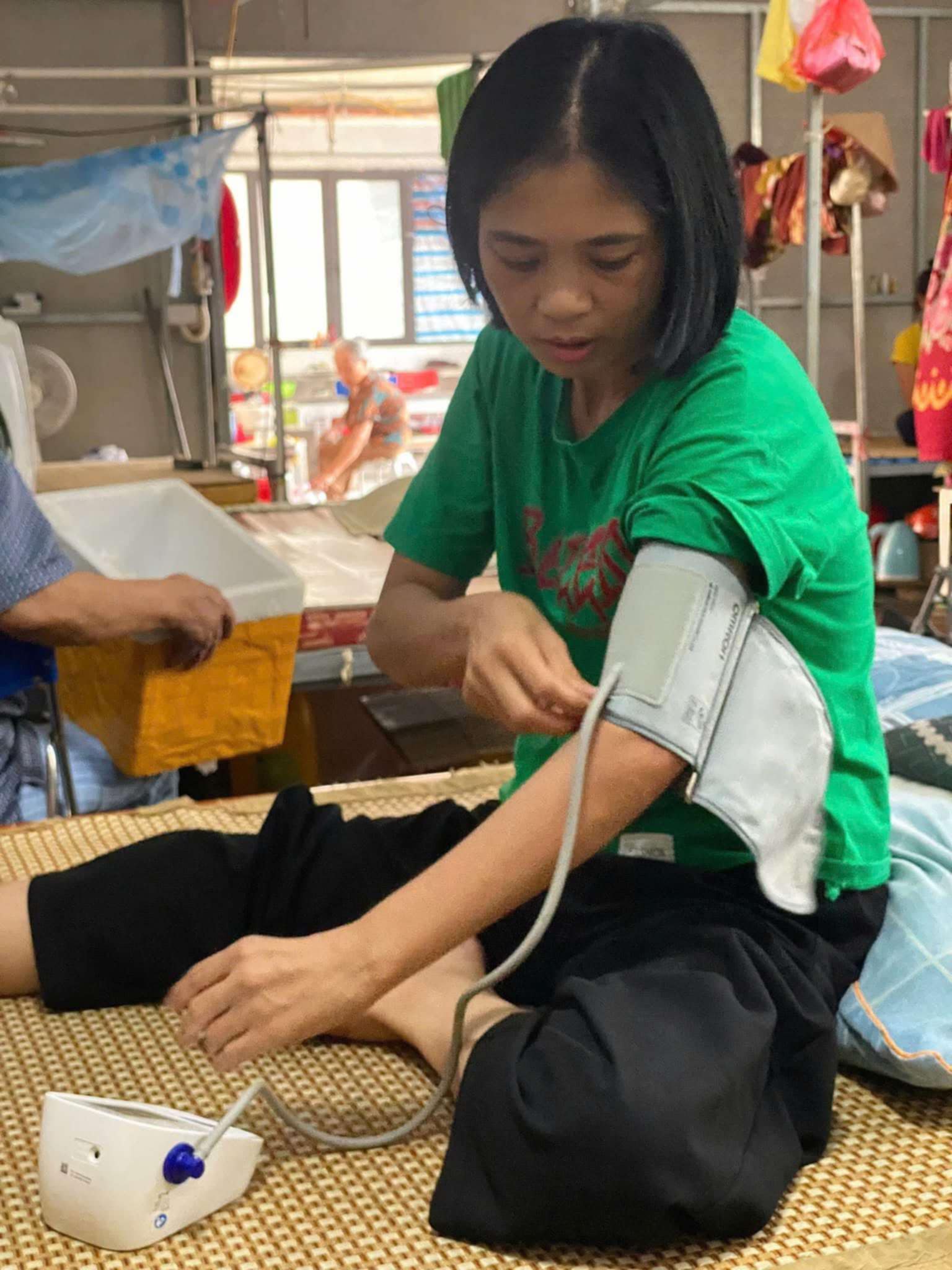 Xót xa gia cảnh 3 mẹ con cùng chống chọi với bệnh tật- Ảnh 2. Xót xa gia cảnh 3 mẹ con cùng chống chọi với bệnh tật- Ảnh 2.