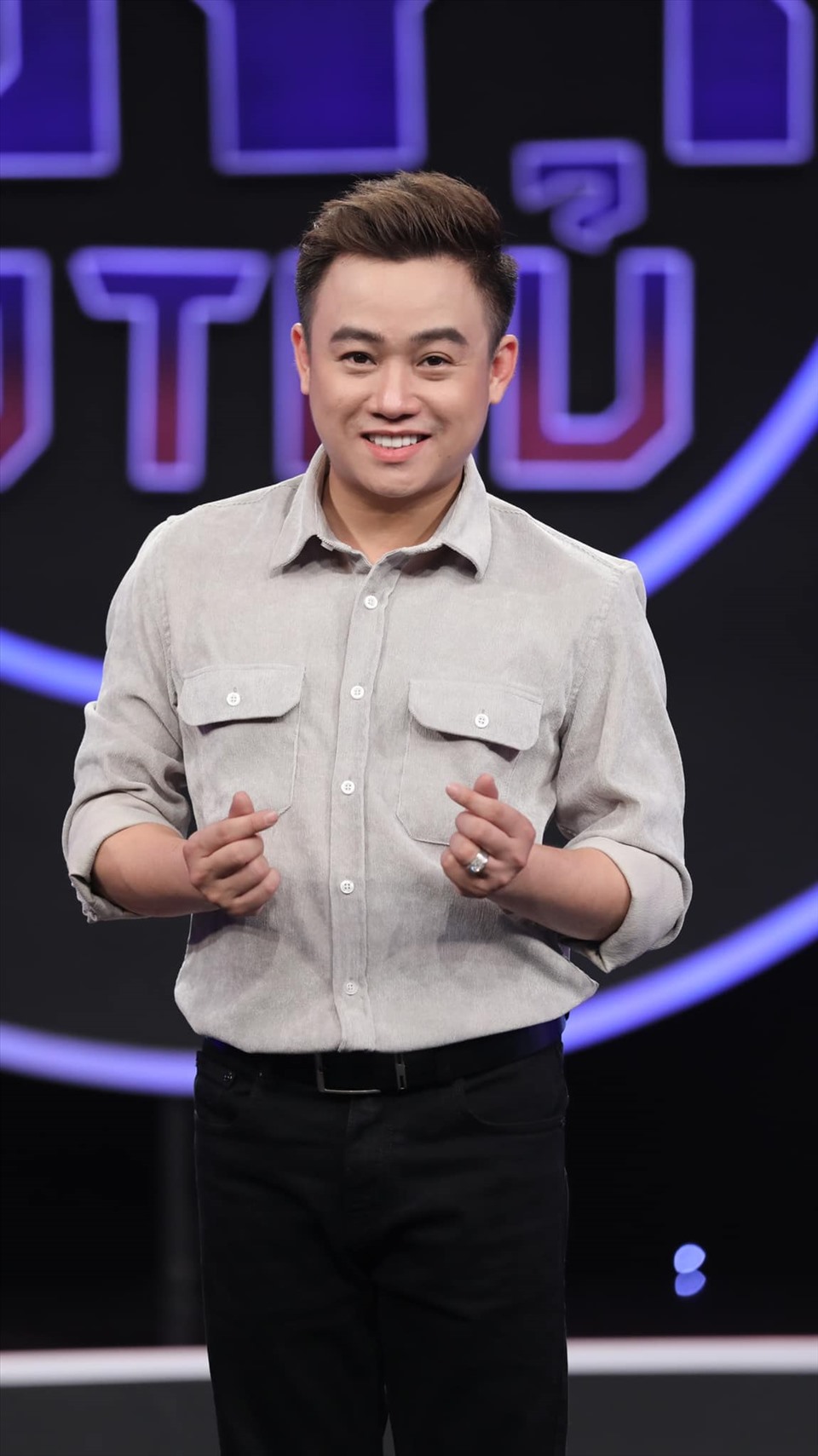 Nghệ sĩ sau ánh hào quang là cám dỗ, là tổn thương- Ảnh 4.