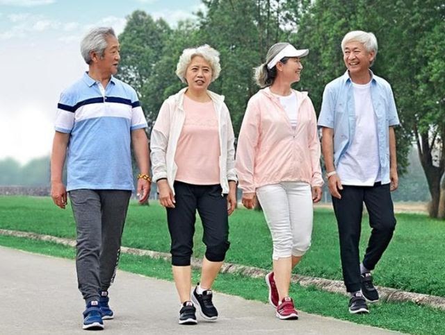Đi bộ càng nhiều sống càng thọ? Sau 45 tuổi, chăm làm 3 điều này còn khỏe  hơn cả đi bộ
