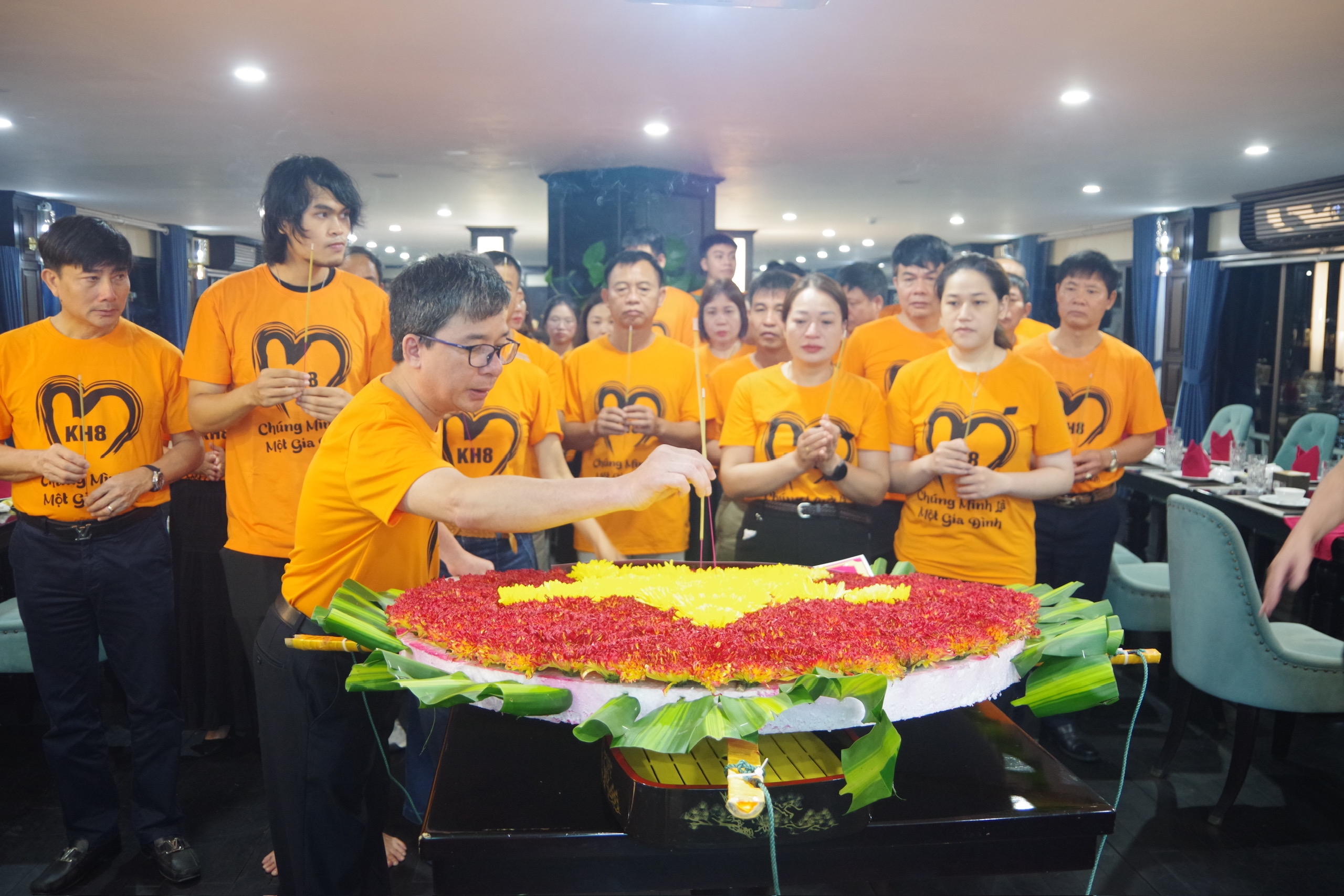 Chuyện về người vợ có chồng liệt sĩ 'nằm lại giữa trùng khơi'- Ảnh 5. Chuyện về người vợ có chồng liệt sĩ 'nằm lại giữa trùng khơi'- Ảnh 5.