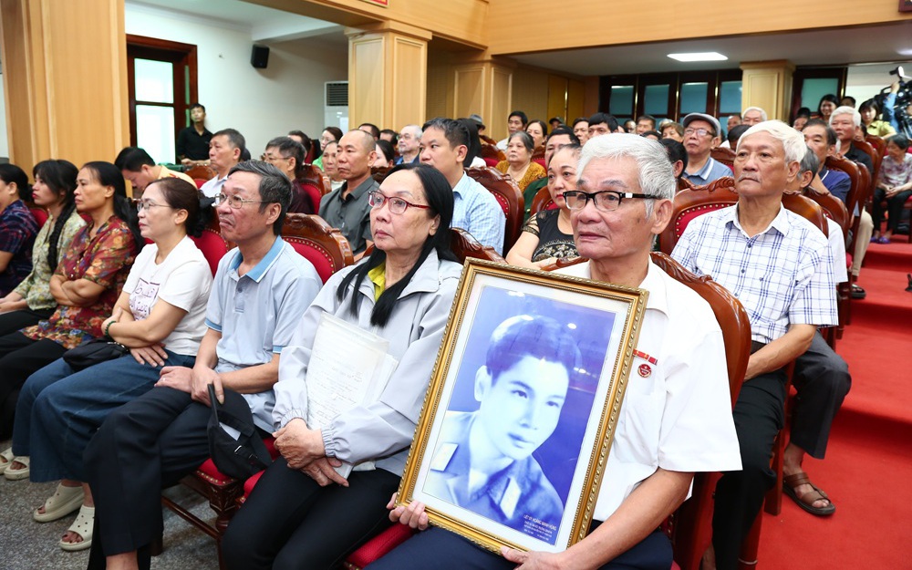 Giám định ADN thế hệ mới giúp xác định danh tính liệt sĩ trong mẫu hài cốt hư hại nặng- Ảnh 2. Giám định ADN thế hệ mới giúp xác định danh tính liệt sĩ trong mẫu hài cốt hư hại nặng- Ảnh 2.