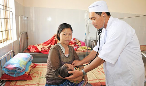 Nâng cao chất lượng dịch vụ y tế cơ sở: Đảm bảo công bằng và bền vững trong khám chữa bệnh- Ảnh 1. Nâng cao chất lượng dịch vụ y tế cơ sở: Đảm bảo công bằng và bền vững trong khám chữa bệnh- Ảnh 1.