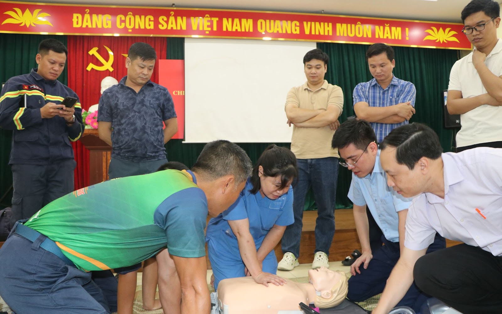 Đẩy nhanh đào tạo nhân lực cấp cứu ngoại viện để sẵn sàng ứng phó tình huống khẩn cấp