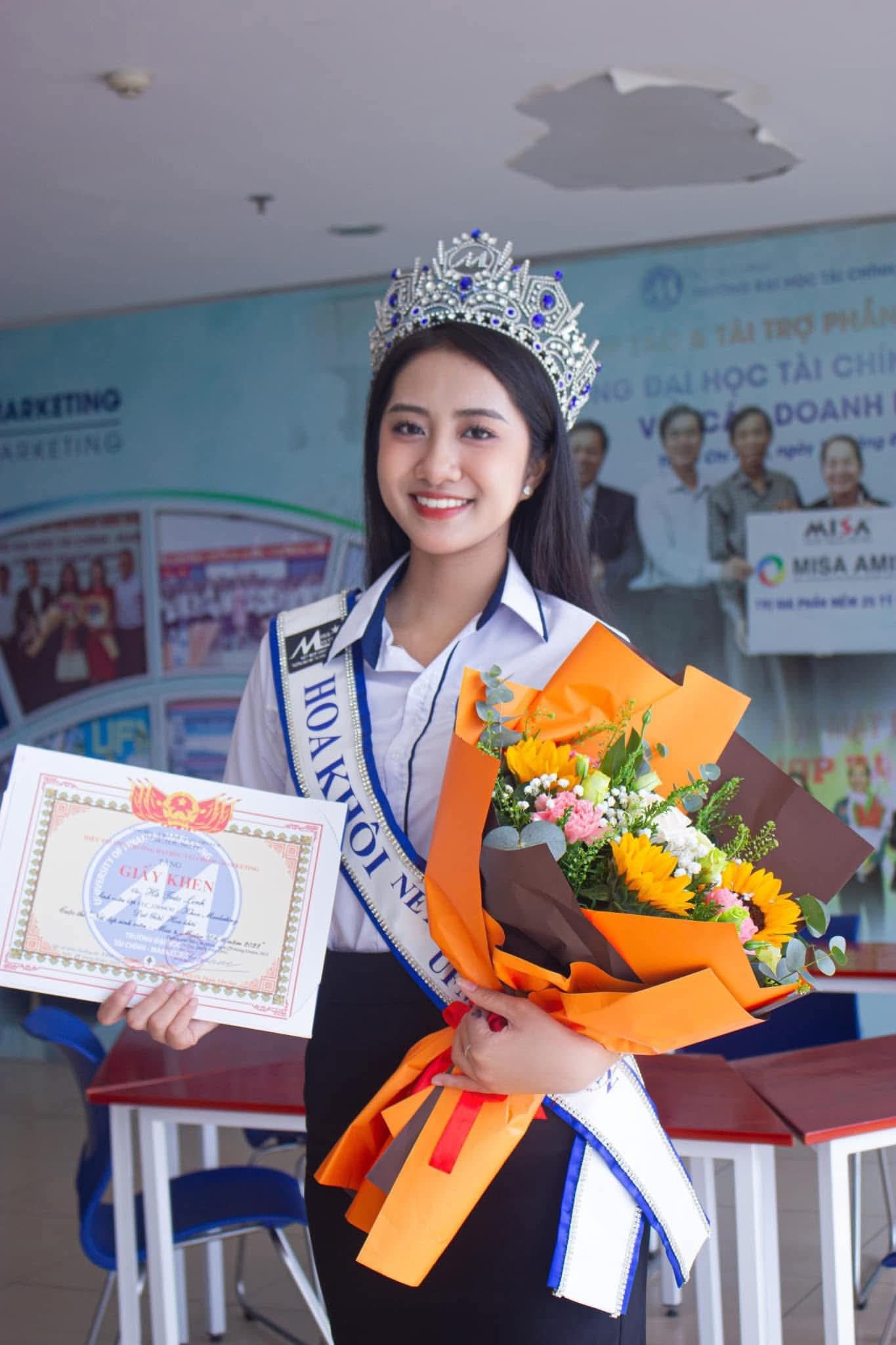 Gần 1 năm điều trị bệnh phổi, Hoa hậu Việt Nam quê Đắk Lắk đã vượt qua thế nào?- Ảnh 3. Gần 1 năm điều trị bệnh phổi, Hoa hậu Việt Nam quê Đắk Lắk đã vượt qua thế nào?- Ảnh 3.