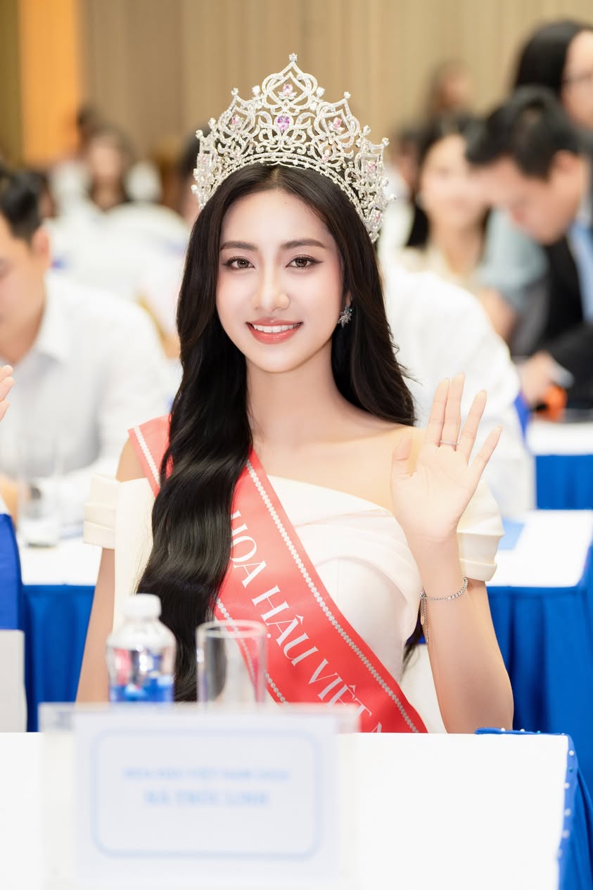 Gần 1 năm điều trị bệnh phổi, Hoa hậu Việt Nam quê Đắk Lắk đã vượt qua thế nào?- Ảnh 1. Gần 1 năm điều trị bệnh phổi, Hoa hậu Việt Nam quê Đắk Lắk đã vượt qua thế nào?- Ảnh 1.