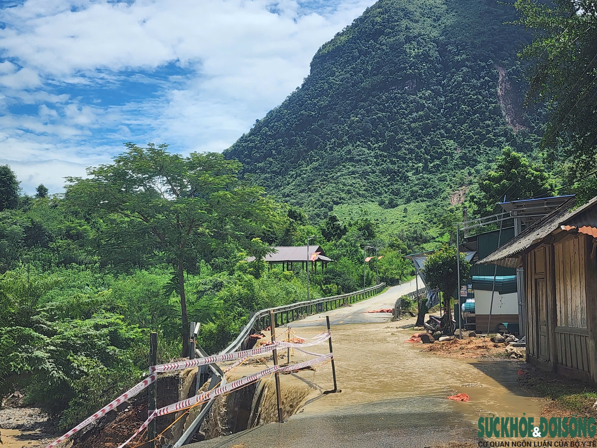 Cận cảnh tan hoang bản làng bên sông Nậm Nơn- Ảnh 10. Cận cảnh tan hoang bản làng bên sông Nậm Nơn- Ảnh 10.