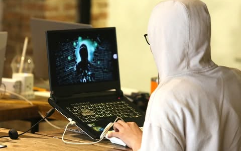 Chuyên gia tâm lý chỉ ra lỗ hổng lớn nhất khiến "bắt cóc online" gia tăng