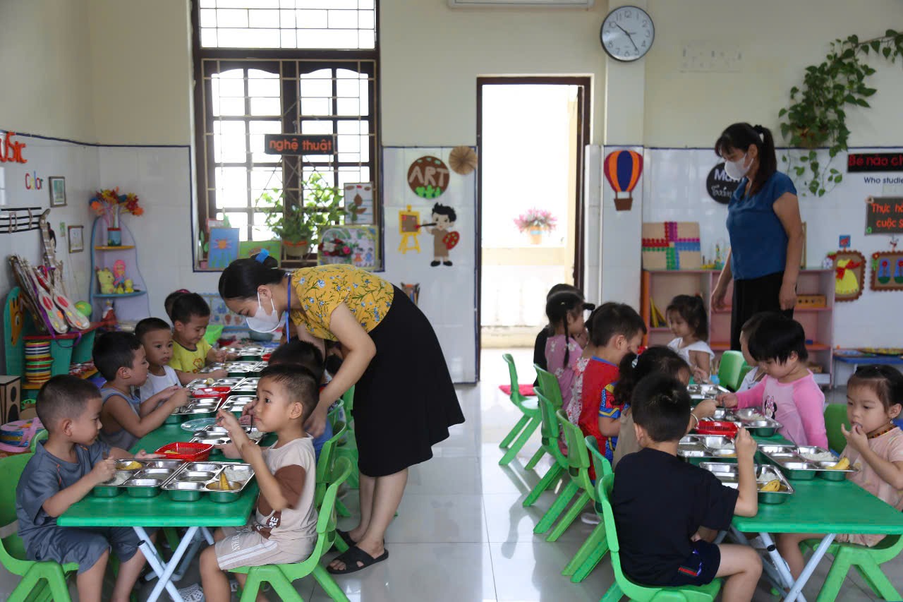 'Trường học dinh dưỡng' – mô hình giúp nâng cao công tác bảo vệ, chăm sóc sức khỏe trẻ em- Ảnh 1. 'Trường học dinh dưỡng' – mô hình giúp nâng cao công tác bảo vệ, chăm sóc sức khỏe trẻ em- Ảnh 1.