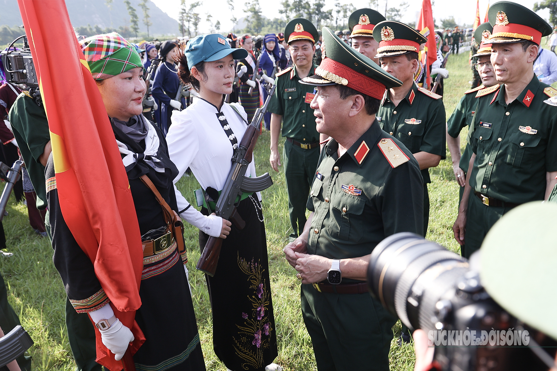 Trung tướng Trương Thiên Tô kiểm tra các khối diễu binh chuẩn bị đại lễ 2/9- Ảnh 2.