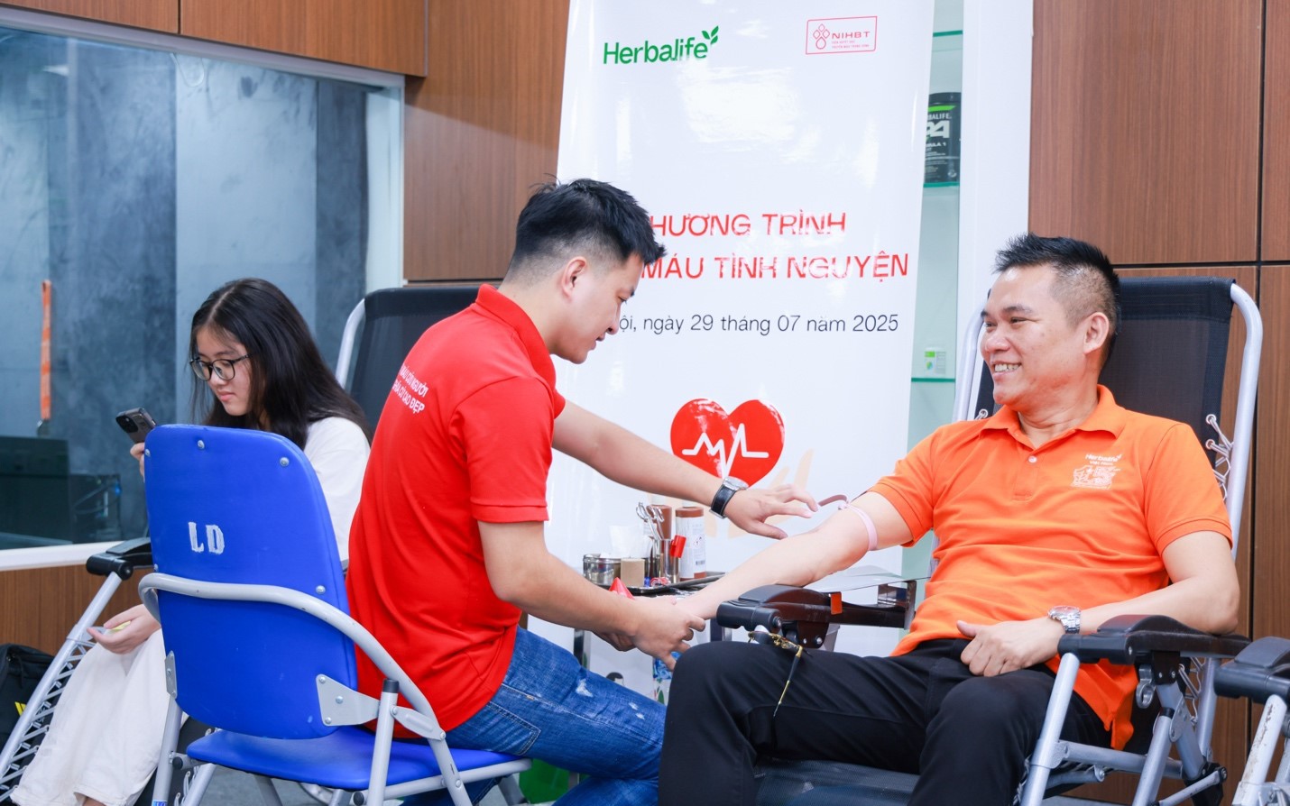 Herbalife Việt Nam tổ chức ngày hiến máu tình nguyện 2025 tại TP. Hồ Chí Minh và Hà Nội, tiếp nhận 286 đơn vị máu