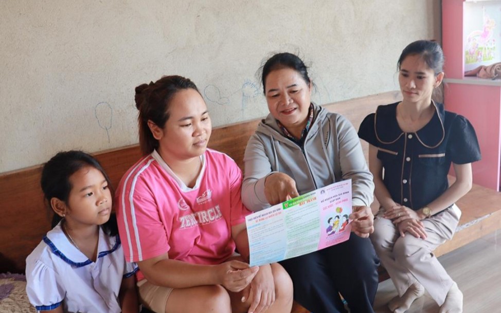Y tế cơ sở vượt khó trong giai đoạn chuyển đổi: 'Pháo đài' vững chắc cho bà mẹ và trẻ em