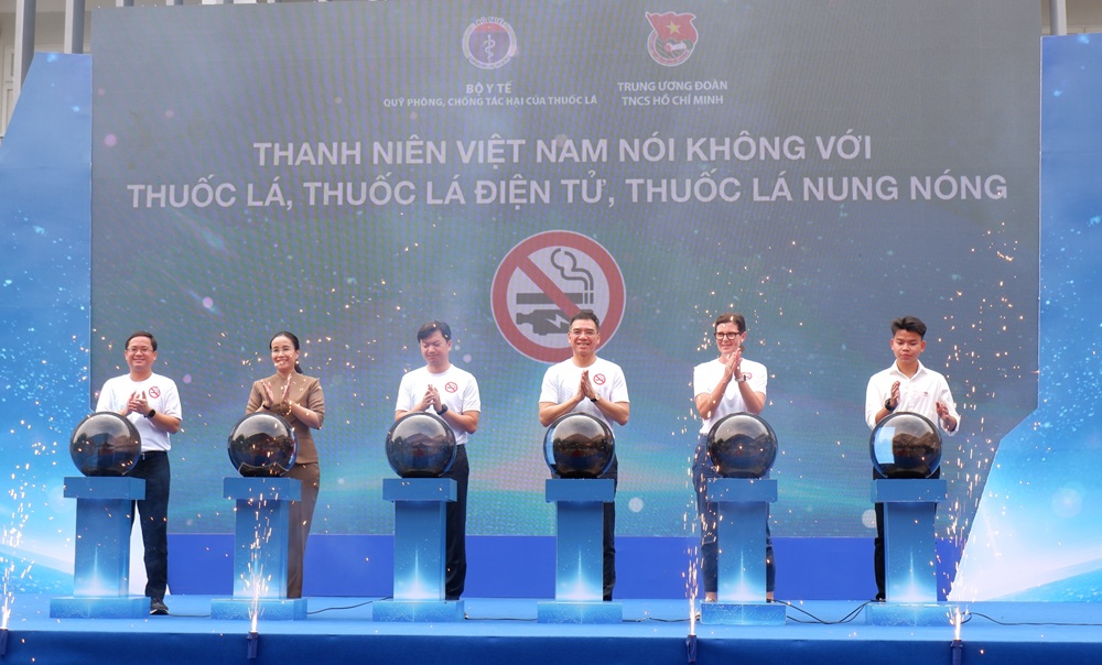 Tổ chức Giải chạy trực tuyến "Thanh niên Việt Nam nói không với thuốc lá, thuốc lá điện tử và thuốc lá nung nóng"- Ảnh 1. Tổ chức Giải chạy trực tuyến "Thanh niên Việt Nam nói không với thuốc lá, thuốc lá điện tử và thuốc lá nung nóng"- Ảnh 1.