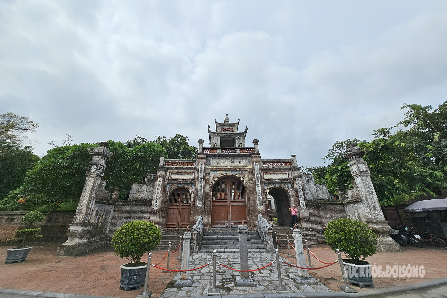Ngắm giếng Ngọc trăm năm tuổi từ trên cao- Ảnh 6. Ngắm giếng Ngọc trăm năm tuổi từ trên cao- Ảnh 6.