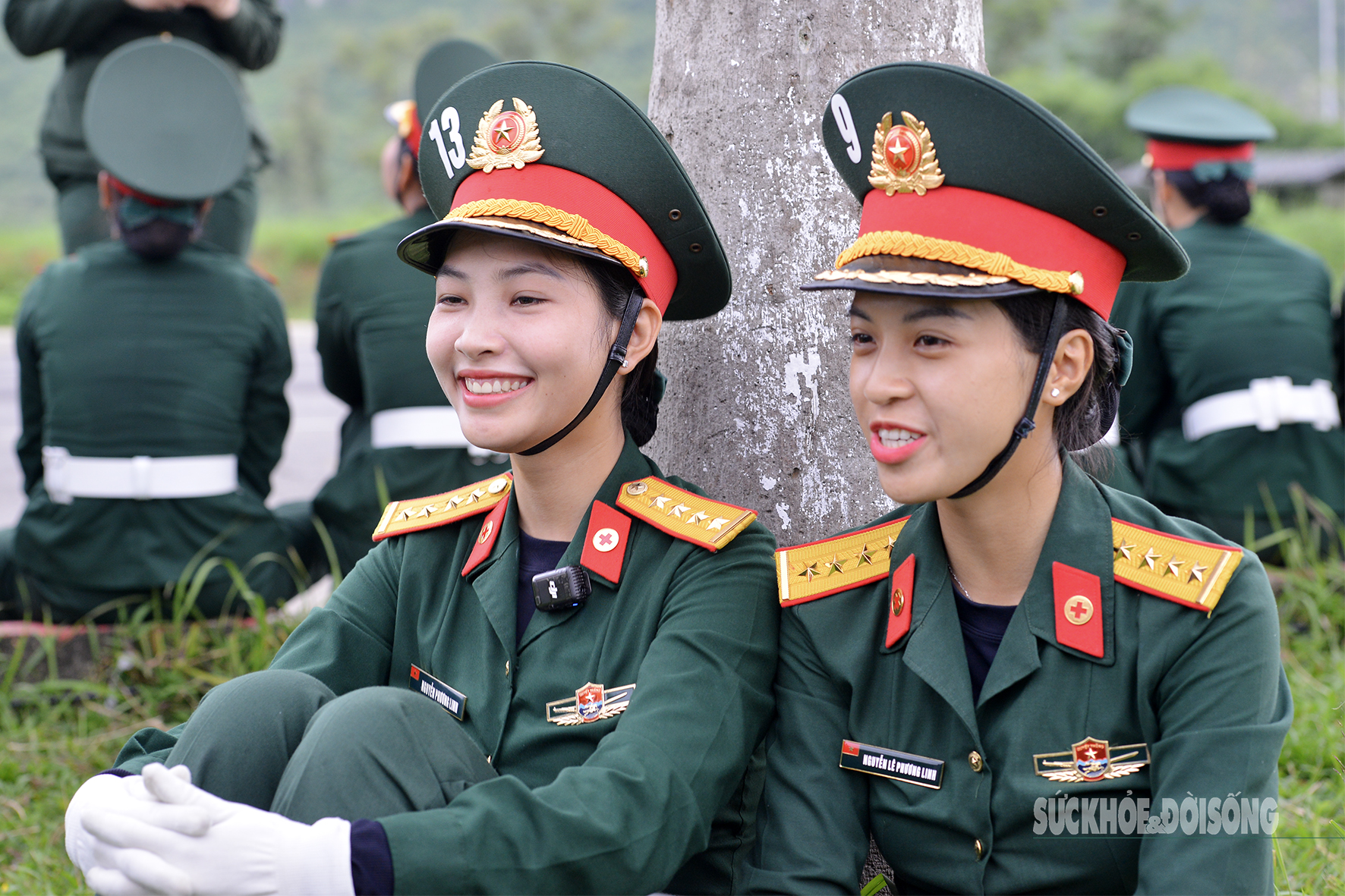 Duyên gặp gỡ của hai nữ chiến sĩ tên Linh trên thao trường diễu binh- Ảnh 2. Duyên gặp gỡ của hai nữ chiến sĩ tên Linh trên thao trường diễu binh- Ảnh 2.
