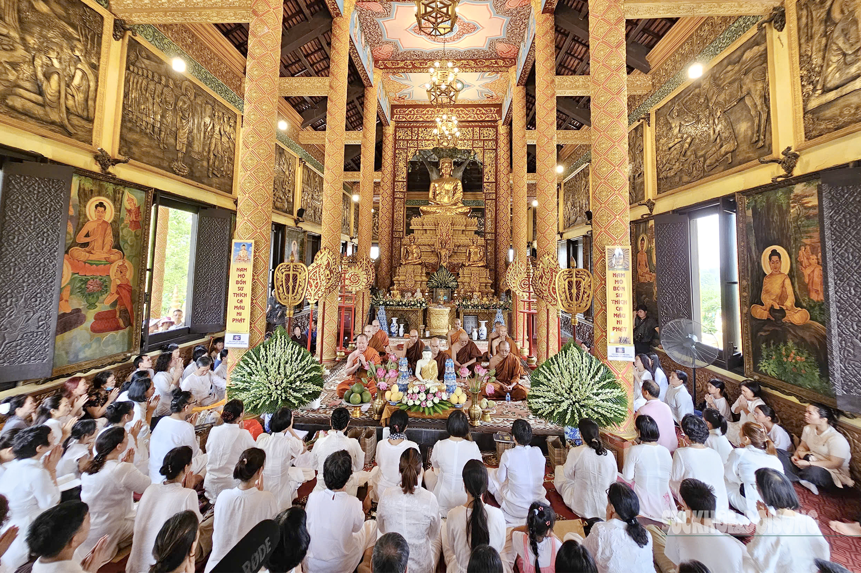 Trang nghiêm Lễ dâng y tắm mưa tại chùa Khmer- Ảnh 1. Trang nghiêm Lễ dâng y tắm mưa tại chùa Khmer- Ảnh 1.