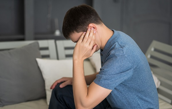Ù tai trái: Nguyên nhân và cách cải thiện hiệu quả tại nhà- Ảnh 1. Ù tai trái: Nguyên nhân và cách cải thiện hiệu quả tại nhà- Ảnh 1.
