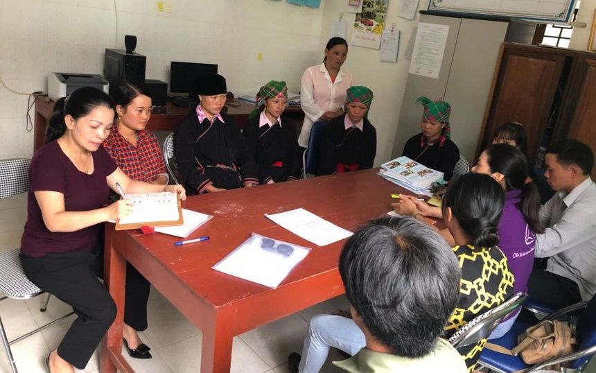 Đề xuất chính sách hỗ trợ sinh con, tiêm chủng và sữa bột cho bà mẹ dân tộc thiểu số nghèo- Ảnh 2.