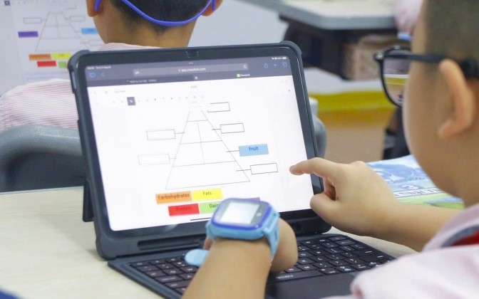 hoc sinh dien thoai di dong d1 17302185753602117751482 0 0 420 672 crop 1751869204875370344831