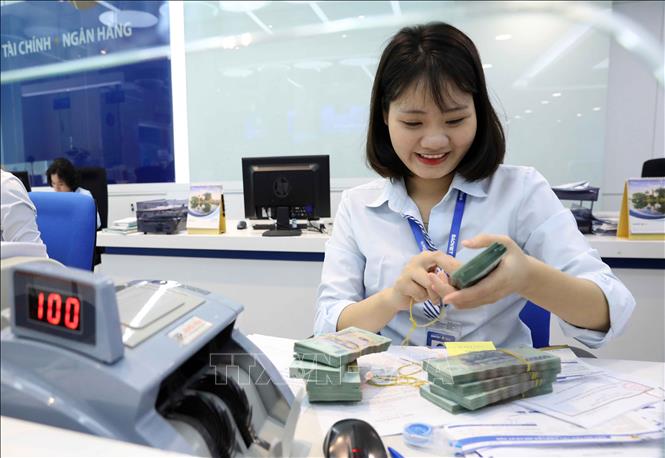 Tiếp tục giảm lãi suất, hỗ trợ tăng trưởng kinh tế cuối năm- Ảnh 1. Tiếp tục giảm lãi suất, hỗ trợ tăng trưởng kinh tế cuối năm- Ảnh 1.
